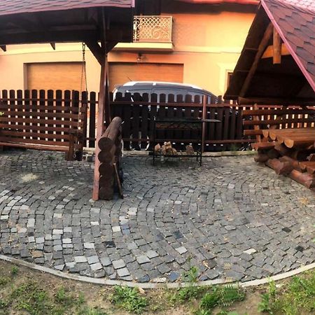 ホテル Катерина Chynadiyovo エクステリア 写真